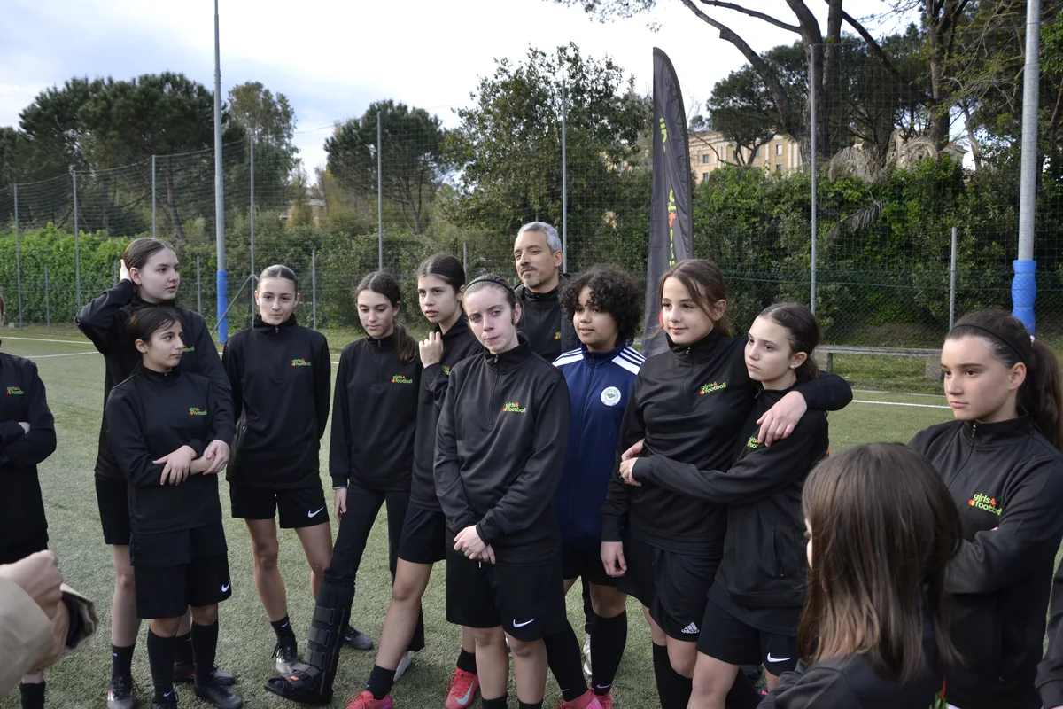 Perché scegliere una Accademia calcio femminile e non una semplice scuola calcio