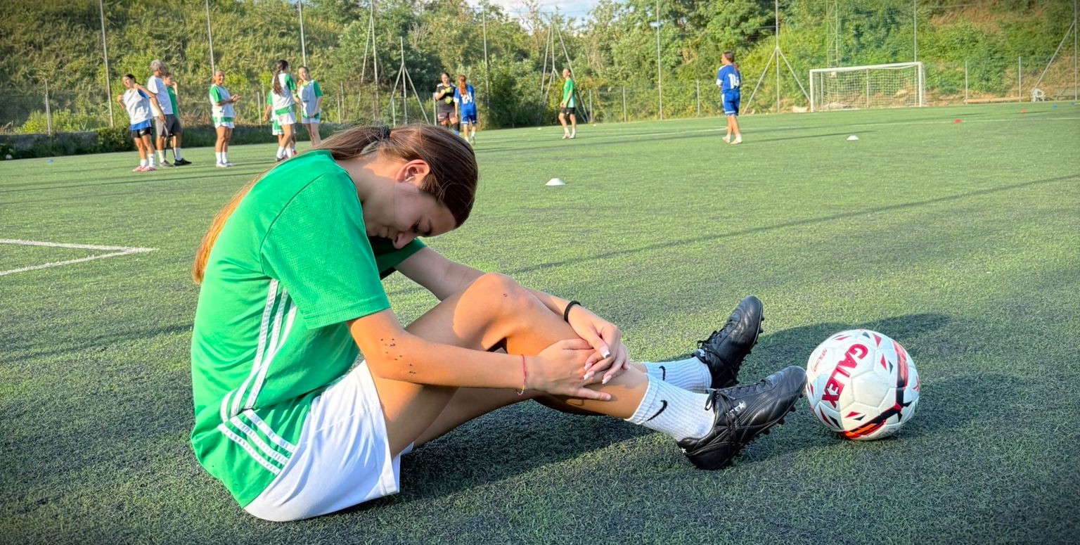 Prevenzione infortuni nel calcio femminile: cosa sapere
